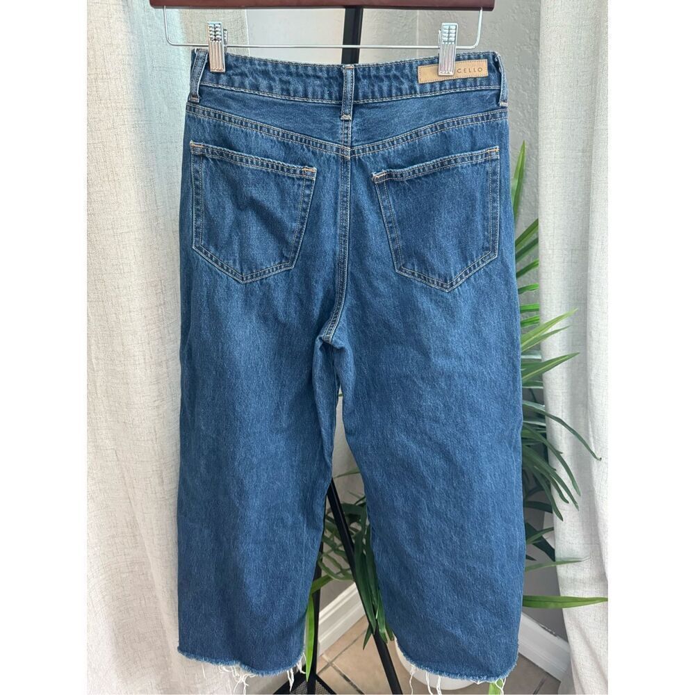 Cello Jeans Women's Juniors High Rise Wide Leg Gaucho Flare Culotte Denim size 3 - Picture 5 of 8